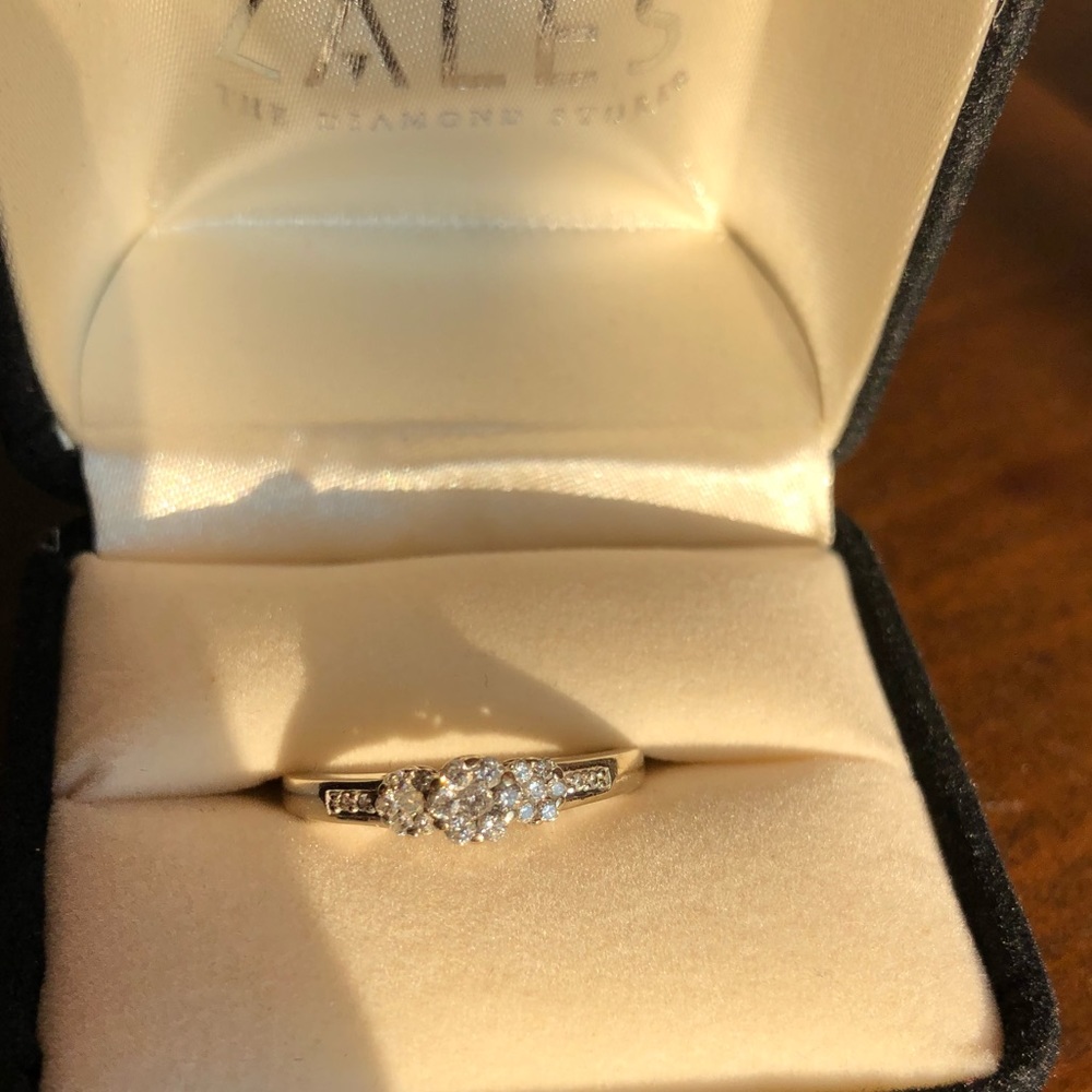 Diamond ring